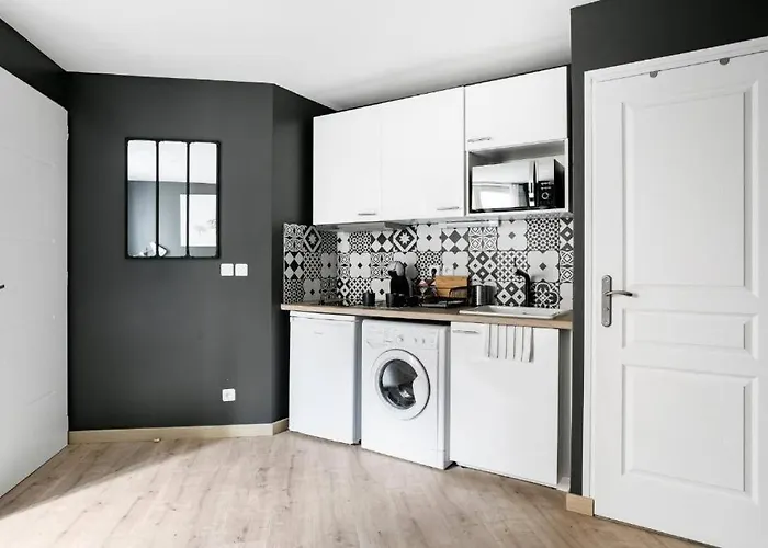 Lys : Cocon Douillet Proche Metro Монруж